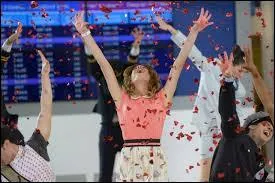 Comment s'appelle la premire chanson que l'on entend dans la saison 2 ?