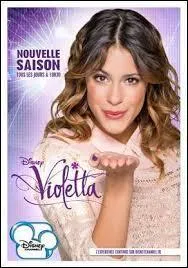 Quelle chanson de la saison 1 est reprise par Marco en italien ?