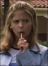 A partir de quel ge Buffy a-t-elle appris qu'elle tait la tueuse ?