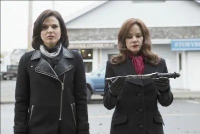 Pourquoi Rumplestiltskin se tue-t-il  la fin de la 1re partie de la saison 3 ?