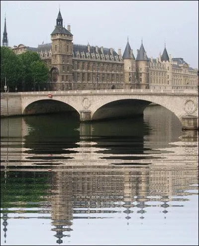 Quel est le nom de ce monument ?