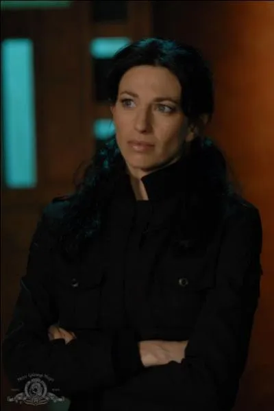 Dans quelle saison et dans quel pisode Vala est-elle  Atlantis avec le groupe SG-1 ? 