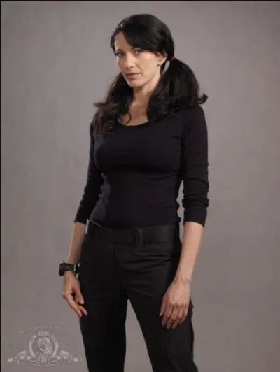 Dans quelle saison et dans quel pisode voit-on Vala et le groupe SG-1 jouer au poker ?