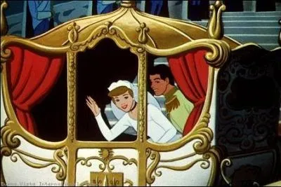 De qui est la version populaire que nous connaissons de Cendrillon ?