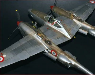 Ecrivain français, il disparait au dessus de la Méditerranée lors d'une mission de reconnaissance en 1944 :