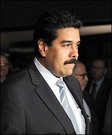 Né en 1962, je pris la tête de mon pays, le Venezuela, suite à la disparition tragique de mon leader : Hugo Chavez. De tendance syndicaliste, je fais face à une montée accrue de la violence dans mon pays. Je suis :