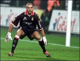 Qui est ce footballeur ?