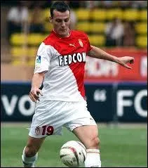 Qui est ce footballeur ?