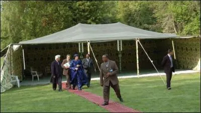 En dcembre 2007, un vnement inattendu se produit dans les jardins de l'Elyse !