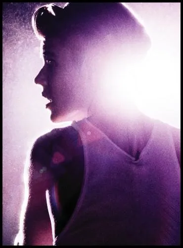 Justin Bieber, alors qu'il n'a que 20 ans, en est dj  son deuxime film autobiographique ! Quel est donc le titre de ce deuxime documentaire uniquement centr sur sa petite personne ?