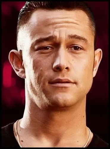  Don Jon  a un lger problme avec les femmes, notamment parce qu'il est totalement accro :