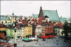 Dans quel pays est Varsovie ?
