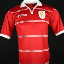 Quelle quipe a port ce maillot ?