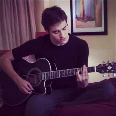 Et pour finir, Len sauve Violetta aprs qu'elle ait dcouvert le plan de Ludmila car elle est tellement triste qu'elle ne peut plus chanter. Ceci se passa dans la ville de :