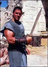 En 2000, dans quelle grosse production signe Ridley Scott, Ralf Moeller joue-t-il en compagnie de Russell Crowe et Joaquin Phoenix ?