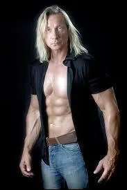 Matthias Hues est certainement le moins connu de tous ces acteurs dont il est question dans ce quiz. D'o est-il originaire ?