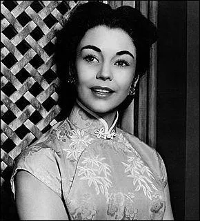 Quelle actrice pouse-t-il en 1949 ?