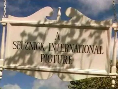 En quelle anne fonde-t-il son propre studio de production, la Selznick International Pictures ?