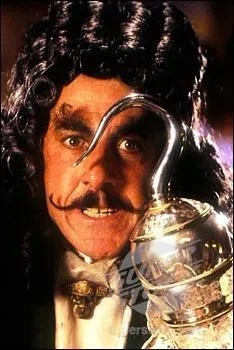En 1991, Robin Williams interprte Peter Pan dans le film de Spielberg. Mais qui est l'abominable Capitaine Crochet ?