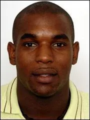 Qui est ce defenseur central??