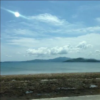 Dans quelle rue se trouve cette plage ?