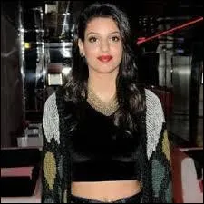 A cause de difficults le contrat avec Sony Music s'arrte. Avec qui signe-t-elle un nouveau contrat ?