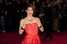 A quelle mission a-t-elle particip en 2013 ?