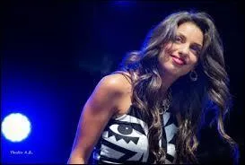 Par quels artistes tait-elle captive plus jeune et rcemment ?