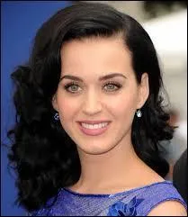 Comment s'appelle cette chanteuse ?