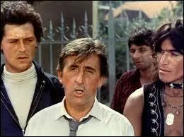 Dans ce film sorti en 1973, on retrouve  l'affiche des comdiens tels que Michel Galabru, Rene Saint-Cyr, Henri Guybet et Paul Prboist :