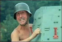 Dans la saga culte de  La 7me Compagnie , quel inoubliable personnage est incarn par Jean Lefebvre ?