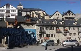 Sallent de Gallego est une ville situe ...