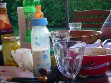 Comment se prnomme la dernire enfant de Monsieur et Madame Zetofrais, qui ne dtestent pas boire un verre sous la tonnelle ?