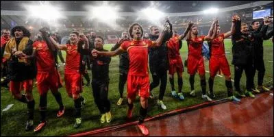 Quel joueur qualifie la Belgique pour la Coupe du Monde 2014 au Brésil, grâce à un doublé en Croatie ?