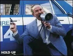 C'est un film sorti sur les crans en 1985, runissant Jean-Paul Belmondo, Guy Marchand ou encore Jacques Villeret :