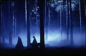 Dans la Fort Interdite, combien de sortes de cratures Harry rencontre-t-il lors de sa retenue ? (morts ou vivants)