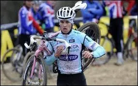 Qui est ce cycliste de cyclocross ?