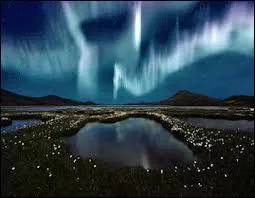 Nous sommes maintenant au cur des geysers, sources thermales et activit sismique importante : l'Islande. Une de ces villes n'en fait pourtant pas partie. Laquelle ?