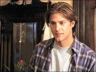 Comment s'appelle le comdien qui incarne Dan Gordon ?