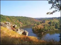 Quel est ce superbe site que vous aurez l'occasion de dcouvrir lors d'un sjour dans le dpartement de la Creuse ?