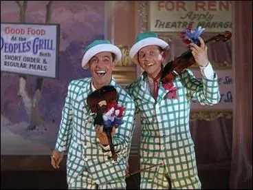 Qui est le meilleur ami de Don Lockwood ?