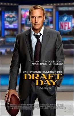 Enfin, en avril 2014, Kevin Costner partagera l'affiche avec Jennifer Garner dans  Draft Day . Sur quel sport, populaire aux tats-Unis, ce film est-il centr ?