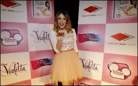 A-t-elle fait une surprise ou non ?