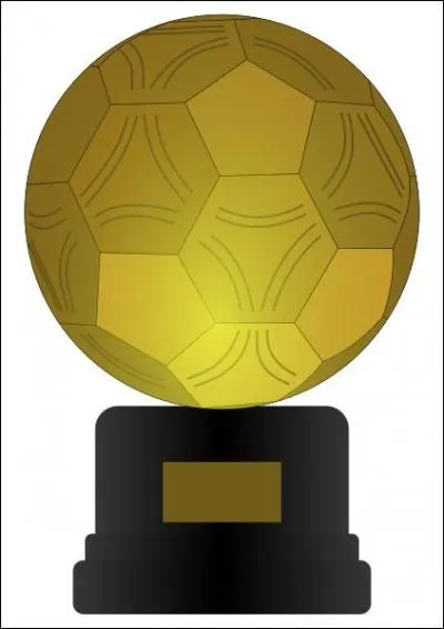 Le Ballon d'or rcompense le meilleur joueur de football de l'anne. Quel est le joueur le plus titr depuis la cration de ce trophe en 1956 ?