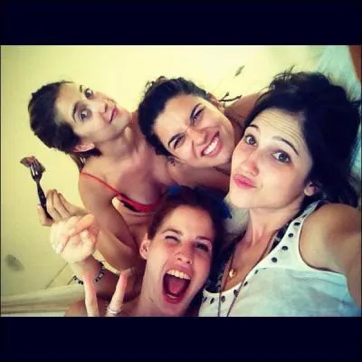 Qui est Mercedes Lambre ?