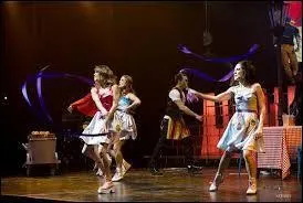 Violetta, Francesca et Camila ont-elles chant  Codigo Amistad  ?