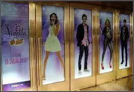 Quels personnages de la troupe taient l ?