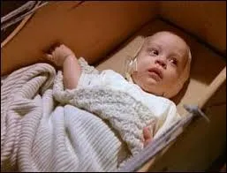 Quel personnage absent de la saison 7 apparat dans deux pisodes de la saison 8 ?