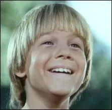 Saison 9 ! Quel est le nom de la famille qui arrive  Walnut Grove ?