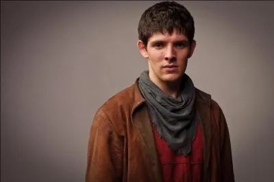 Dans l'pisode 4, comment s'appelle la crature qui lche Merlin ?